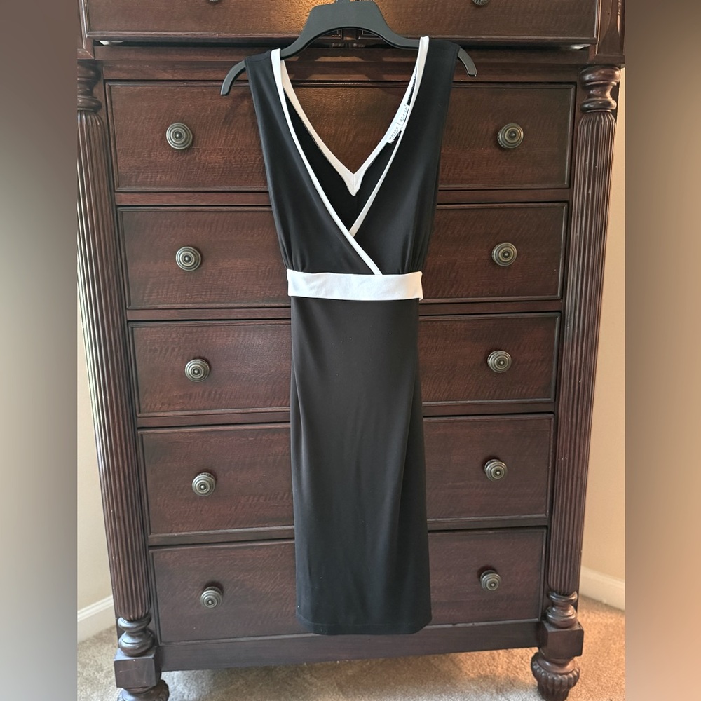 White House Black Market Black and White V-Neck Dress